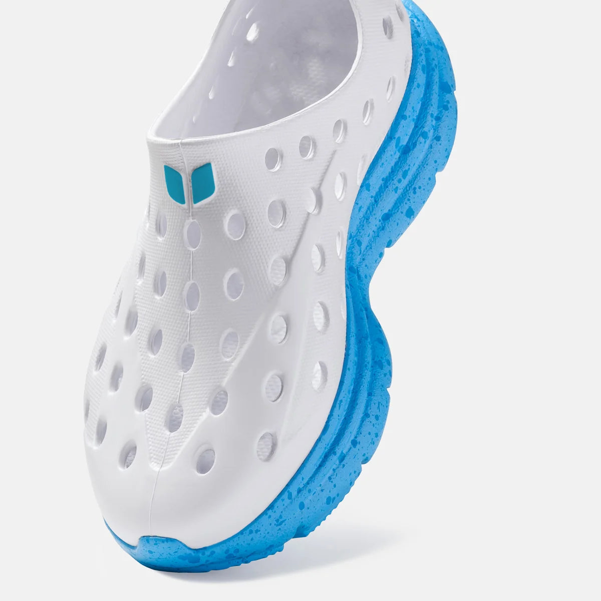 White/Pacific Speckle